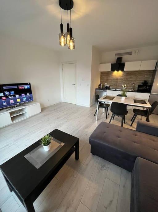 New Apartment Old Town -6 People - 200M Town Hall Вроцлав Экстерьер фото